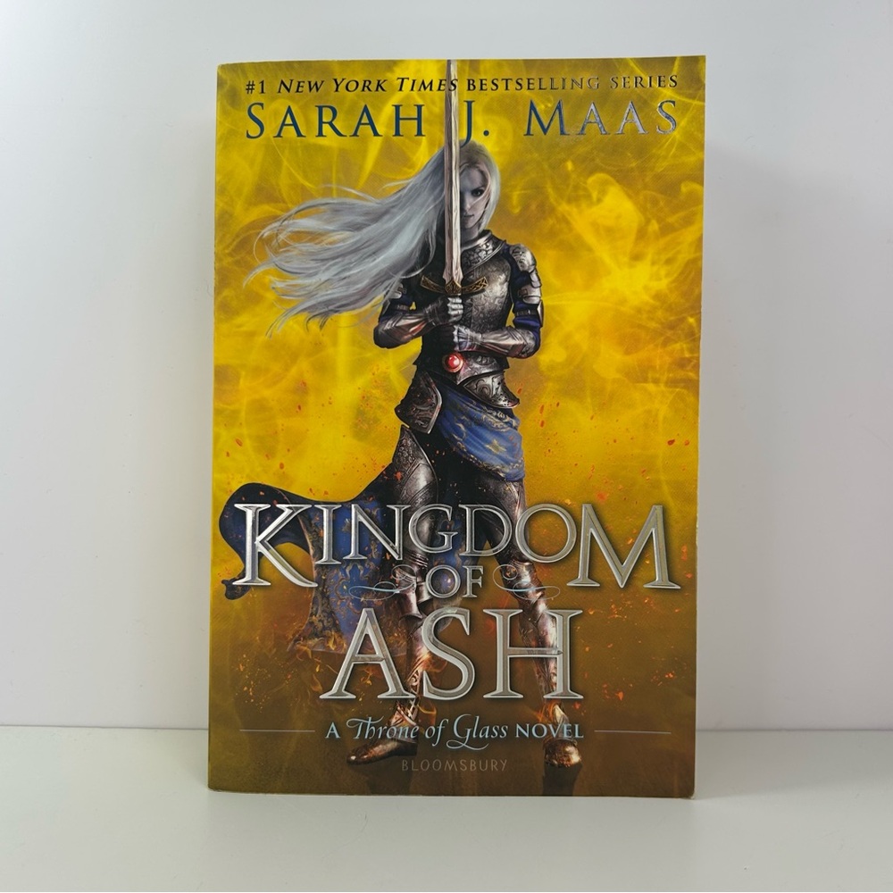 Kingdom of Ash 1st Print by Sarah J. Maas Throne of Glass